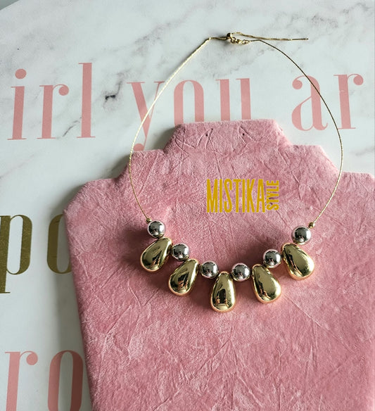 Gold and Silver Teardrop Kecklace